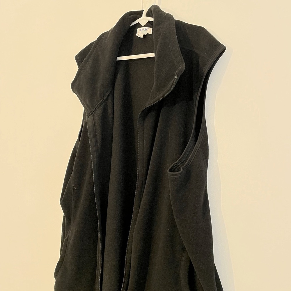 Black old navy vest